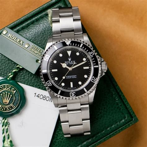 rolex 14060m 2004|rolex submariner 14060 vs 14060m.